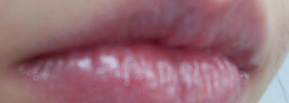 Враг мужчин и любовь всех женщин - блеск для губ!