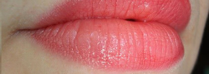 Simply Red. Giorgio Armani Rouge D'armani Sheers #400