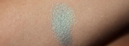 Shiseido Hydro-Powder Eye Shadow – Кремовые пудровые тени H10 Lagon Apaise