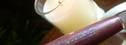 Россыпь бриллиантов на губах - Avon Glazewear Dazzle lip gloss