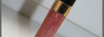 Chanel  Levres Scintillantes № 227 Pleasing и Chanel Gloss Fluo De Chanel Brillant Lip Shine № 407. Такие разные и такие красивые!