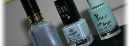 Голубые. Alessandro # 956 Pale Blue Lagoon (Бледно-голубая лагуна), Essence   #53 you belong to me (Ты принадлежишь мне) и Lady Rose # 529