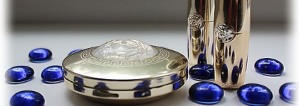 Бренд Versace. Пудра Versace Extra Creamy Compact Foundation тон 01 G  и чувственный блеск для губ Versace Sensual Feeling Lipgloss тон V2055