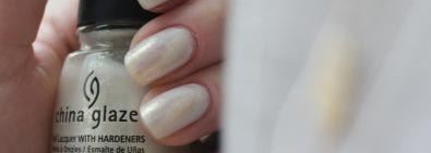 China Glaze 951 White Caр. Жемчужно-золотистый