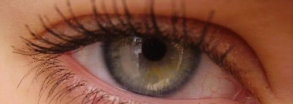 Oriflame, Ультрачерная супертушь для ресниц 5-в-1 «Очевидный эффект»