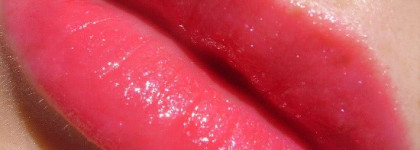 Yves Rocher Couleurs Nature – Губная помада «Сияющая вуаль»