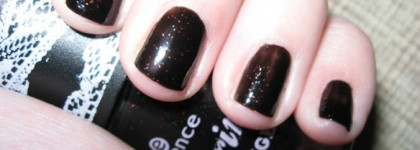 Essence - Ballerina Backstage: nail polish # 05 grand-plié in black
