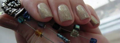 Essence color&go # 50 irreplaceable - незаменимый