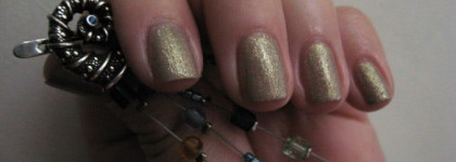 Essence color&go # 50 irreplaceable - незаменимый