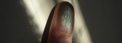 Catrice: Absolute Eye Color eyeshadow mono, 410 C'mon Chameleon! - фантастический дуохром