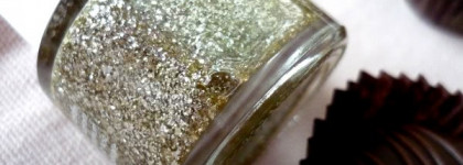 Vov: manicure #1818 Gold Castle