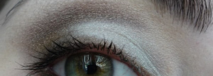 Натуральный объём ресниц с Era Minerals: Thickening Mascara Black