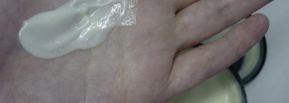 Lush: крем для тела Чарити Пот, бомба для ванны Сумерки