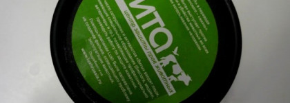 Lush: крем для тела Чарити Пот, бомба для ванны Сумерки