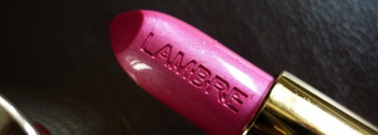 Малиновые помады Lambre и Yllozure
