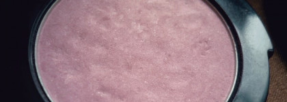 Румяная неделя: самые холодные. Rouge Bunny Rouge: Original skin blush, For Love Of Roses, #034 Gracilis