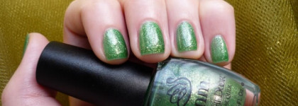 Солнечные зайчики в траве. Inm: Out The Door nail lacquer, #213 Bella Sardegna