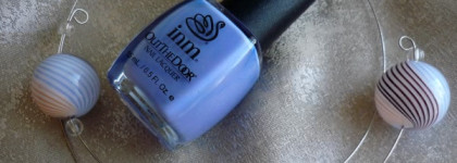 Нежные цветки барвинка... INM Out The Door nail lacquer #226 Partido; Sagitta Dalmation Collection nail laquer #10