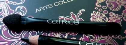В стилистике барокко... Catrice Limited Edition Arts Collection Eye and Face Palette #C01 baroque