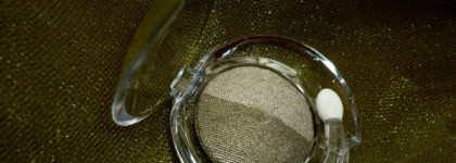 Оттенки оливкового: Lambre Duo Baked eye shadows # D5 и четыре варианта макияжа