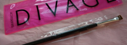 Я знаю, ты на меня смотришь. Три продукта для макияжа глаз от Divage