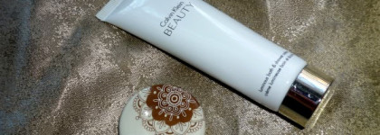 Ароматная ванная комната. Парфюмированные гели для душа Calvin Klein CK IN2U Her, Calvin Klein Beauty