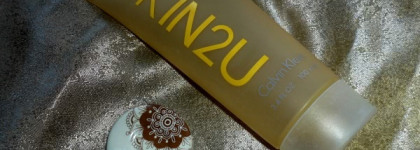 Ароматная ванная комната. Парфюмированные гели для душа Calvin Klein CK IN2U Her, Calvin Klein Beauty