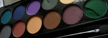 Sleek MakeUP I-Divine Eyeshadow Palette # Ultra Mattes V2 Darks. Восемь вариантов макияжа