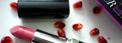 Максимум Цвета. Avon Ultra Color Bold lipstick # Rapid Rose