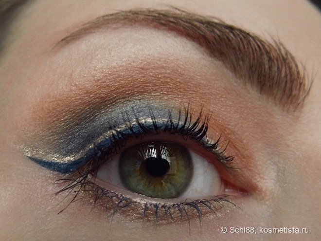 Nouba Tre eyeshadow trio # 1 Vanity, # 2 Desire