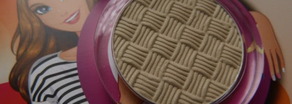 Молочная карамель essence the velvets eyeshadow # 03 smooth caramel