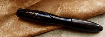 Sparkling Lashes Mascara & Face Glow Definer from “Prêt-À-Lumière” by Catrice