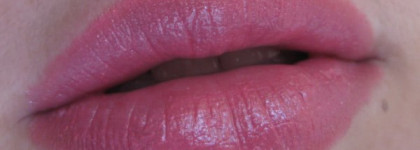 Ариэль - помада Shiseido Perfect Rouge PK419