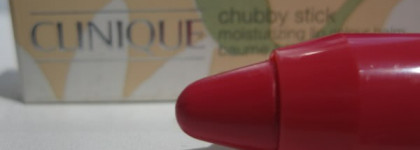Clinique Chubby Stick Moisturizing Lip Colour Balm, оттенок 05 chunky cherry - ухаживаем за губами красиво