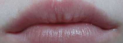 Два блеска для губ Secret Garden от Faberlic