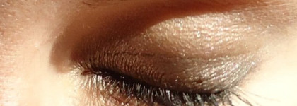 Блекнущий дуэт: Тени для век Ombres Duolumieres Eyeshadow Duo № 1 от YSL