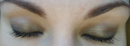 Блекнущий дуэт: Тени для век Ombres Duolumieres Eyeshadow Duo № 1 от YSL