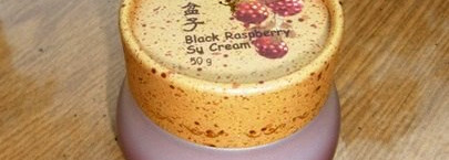 Увлажняющий крем для лица Black Raspberry Su Cream от Skinfood