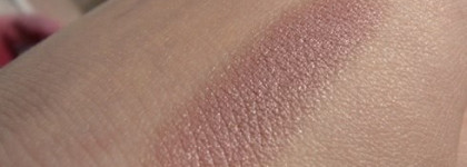 Shiseido Perfect Rouge Glowing Matte – Матовая помада с эффектом сияния RD722