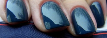 Одежка для ногтей от Catrice