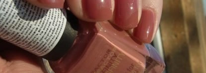 Лак для ногтей Max Factor Glossfinity #50 Candy Rose