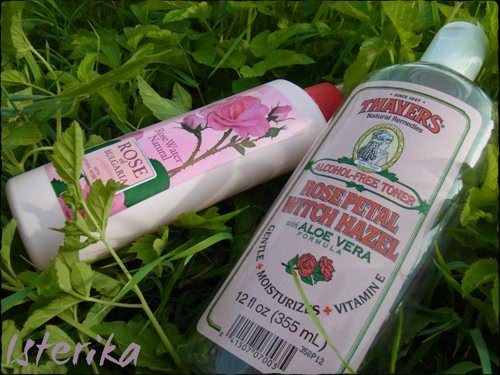 Натуральная розовая вода от Bio Fresh и Тоник с розовой водой и экстрактом гамамелиса Thayers. Все познается в сравнении