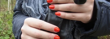 Яркая осень с лаком для ногтей Collistar Perfect Nails Enamel # 71 Melograno Lacca