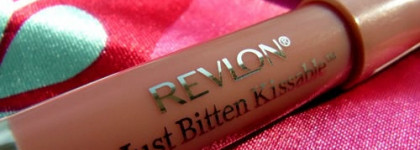 Цветной бальзам для губ Just Bitten Kissable Balm Stain в оттенке #001 Honey Douce от Revlon