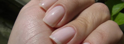 Опять он, молочный нюд. Лак для ногтей Essie nail lacquer #13 Mademoiselle