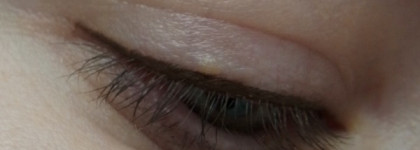 Пост для тех кто любит стрелки, но не умеет их рисовать: Tony Moly Backstage Gel Eyeliner #02 Brown