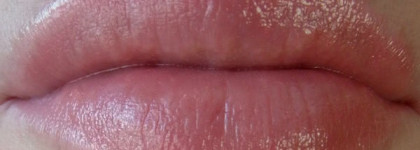 Блеск для губ Burberry Lip Glow Natural Lip Gloss # 05 Tea Rose