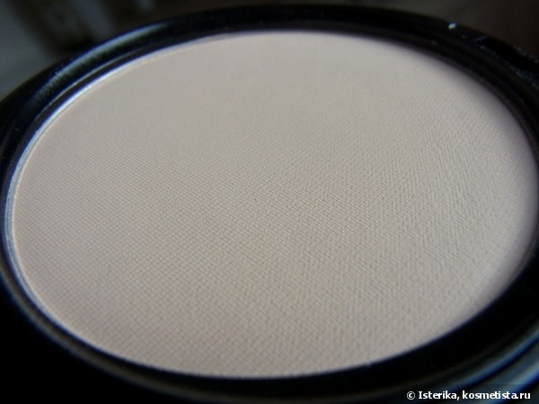 Минеральная пудра Larenim Adjustable Coverage Pressed Powder, Mineral Silk Lt-Med