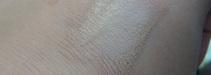 Летний дуэт для легкого камуфляжа: Clinique Even Better и Shiseido Luminizing Color Powder