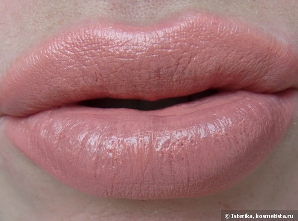 Помада на выброс: Givenchy Le Rouge Lipstick #102 Beige Plume